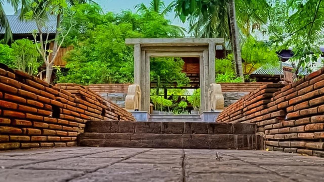 Silver Crown Nature Resort Kombichankulama Exterior photo