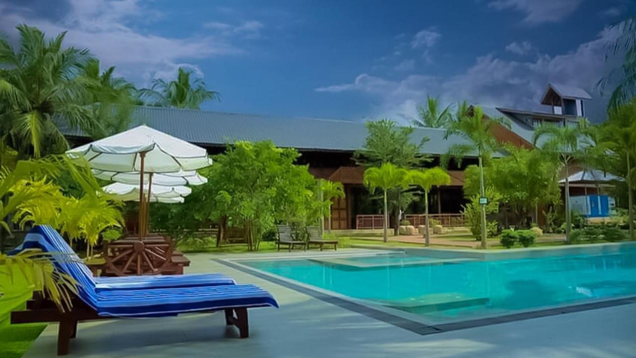 Silver Crown Nature Resort Kombichankulama Exterior photo